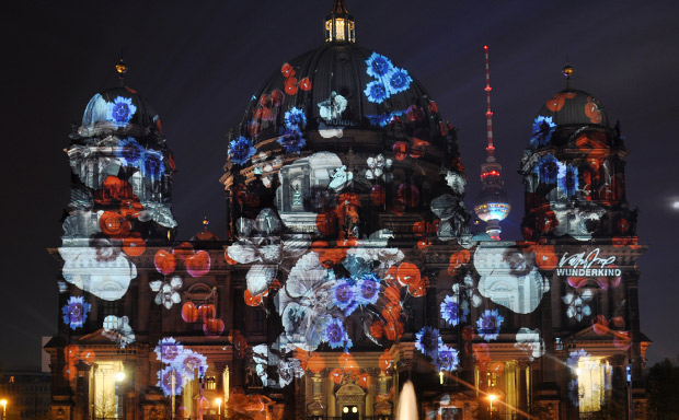 ベルリンの夜を彩る光の祭典 Festival Of Lights 17 イルミラボ
